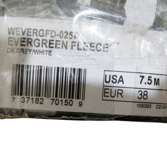 Lugz Evergreen Fleece Lined Chukka Sneaker Lug Outsole & ghillie lacing system - Picture 12 of 13